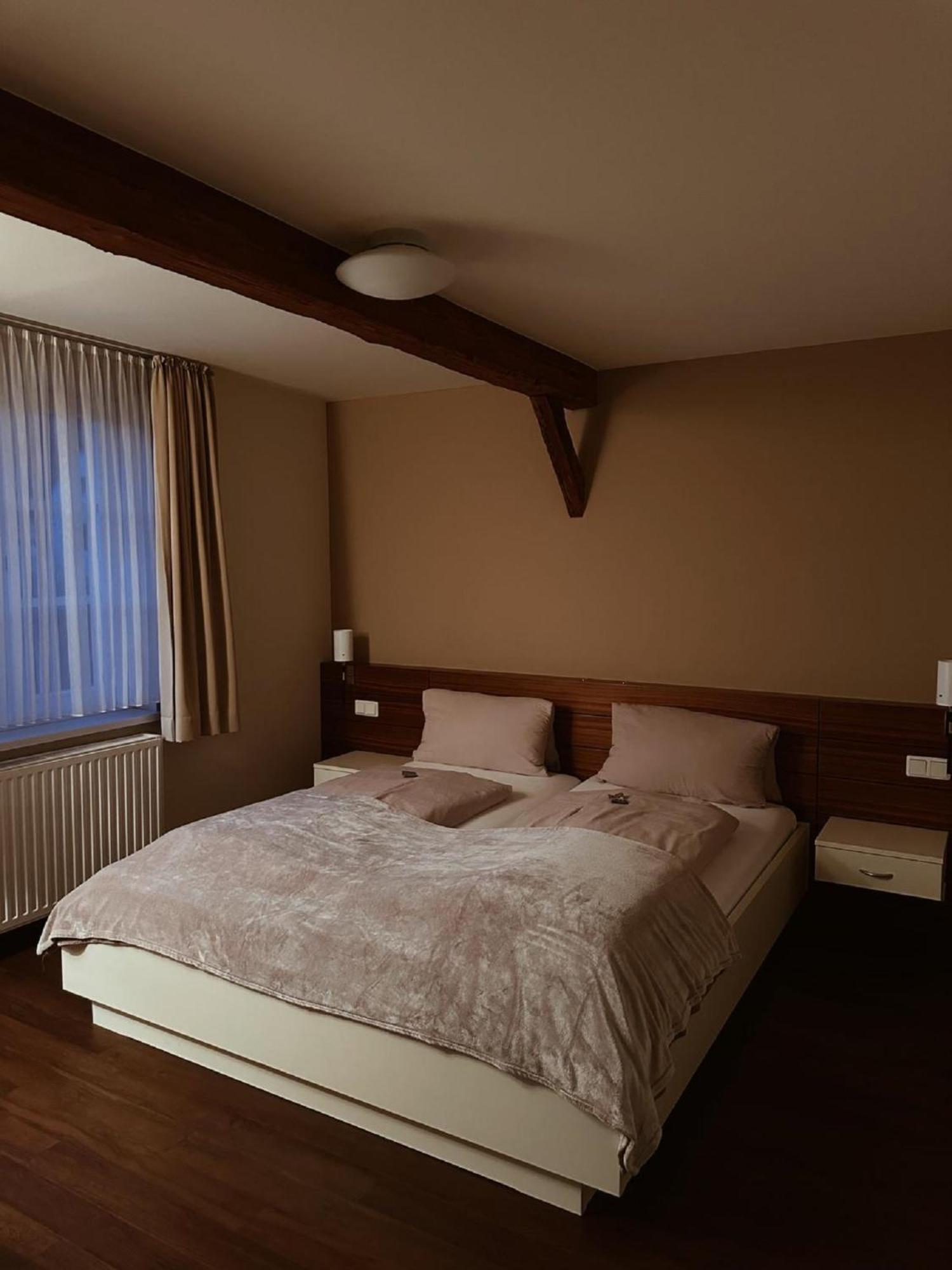 Gasthaus Lindenhof Hotel Much Kültér fotó